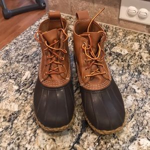 Men’s LLBean duck boots. Size 8. EUC.